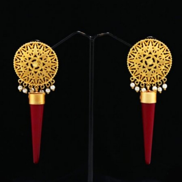 EARRINGS - Picture 2 of 4